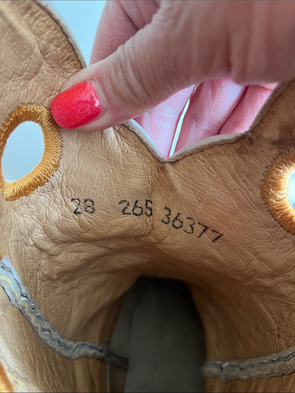 Reyme Brown and White Men’s Western Cowboy Boots - Picture 4 of 16